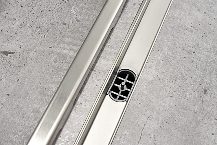 Odpływ liniowy brodzikowy prysznicowy SLIM 700 mm ZŁOTY