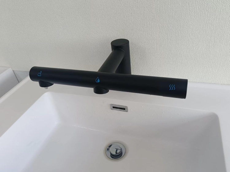 Bateria bezdotykowa umywalkowa Power 3w1 dozownik suszarka chrom