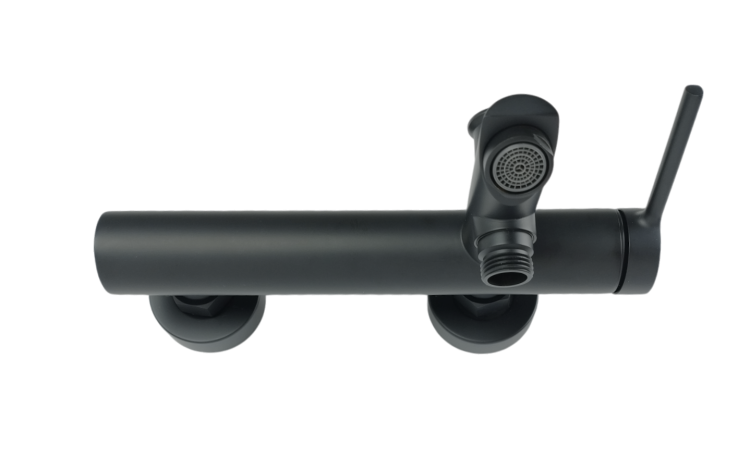 Stylowa bateria wannowa UNO BLACK z deszczownicą QUBUS w matowej czerni