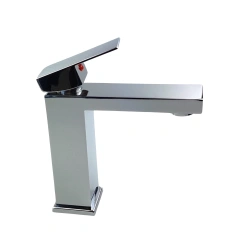 QATRO Bateria Umywalkowa CHROM