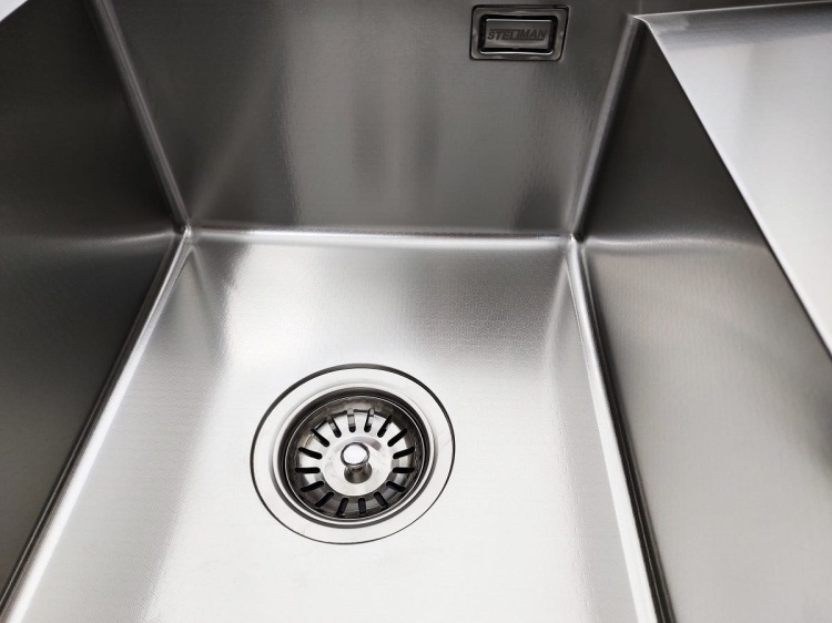 Zlewozmywak stalowy 5849 (prawy) inox plastry miodu