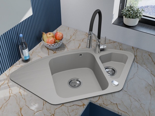 Zlewozmywak Granitowy półtorakomorowy z ociekaczem szary MERKURY. Zdjęcie z instalacją w blacie.