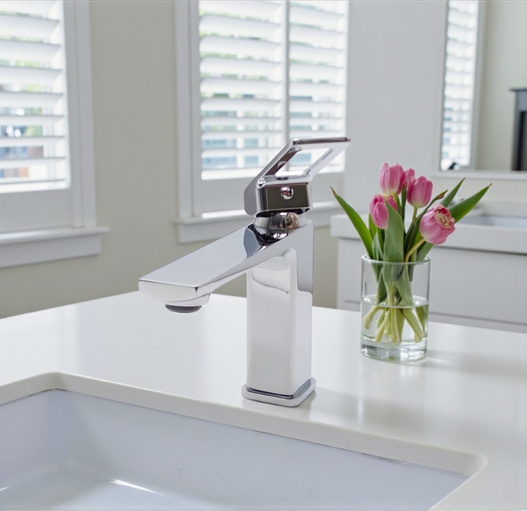 Bateria umywalkowa VORO CHROME Stellman 1604-1 (2).jpg