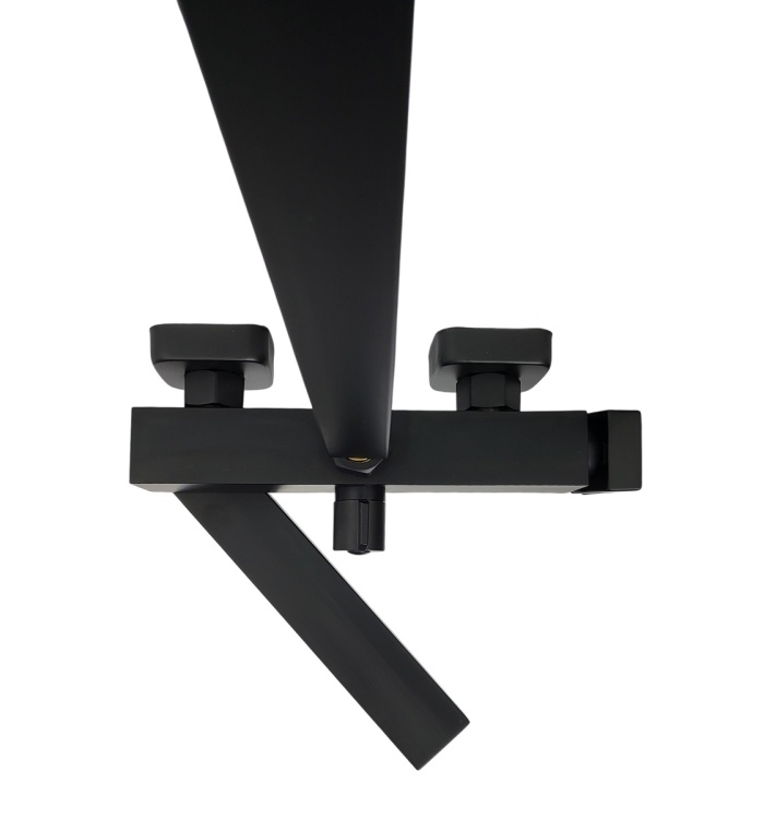 Czarna wylewka QATRO