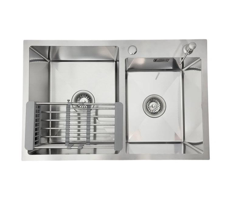 zlewozmywak-7549-inox-koszyk-dozownik-gora.jpg