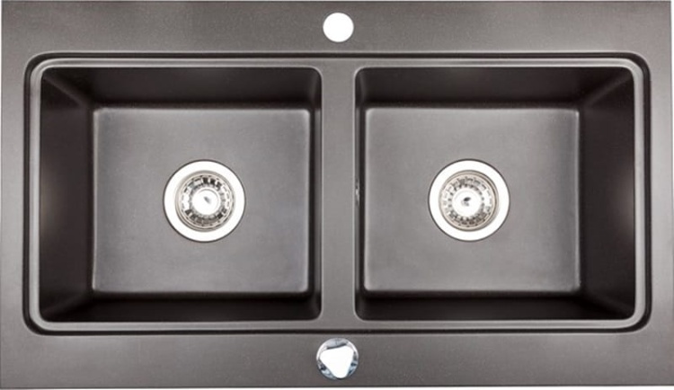 nubiru 20 08m kadr.jpg